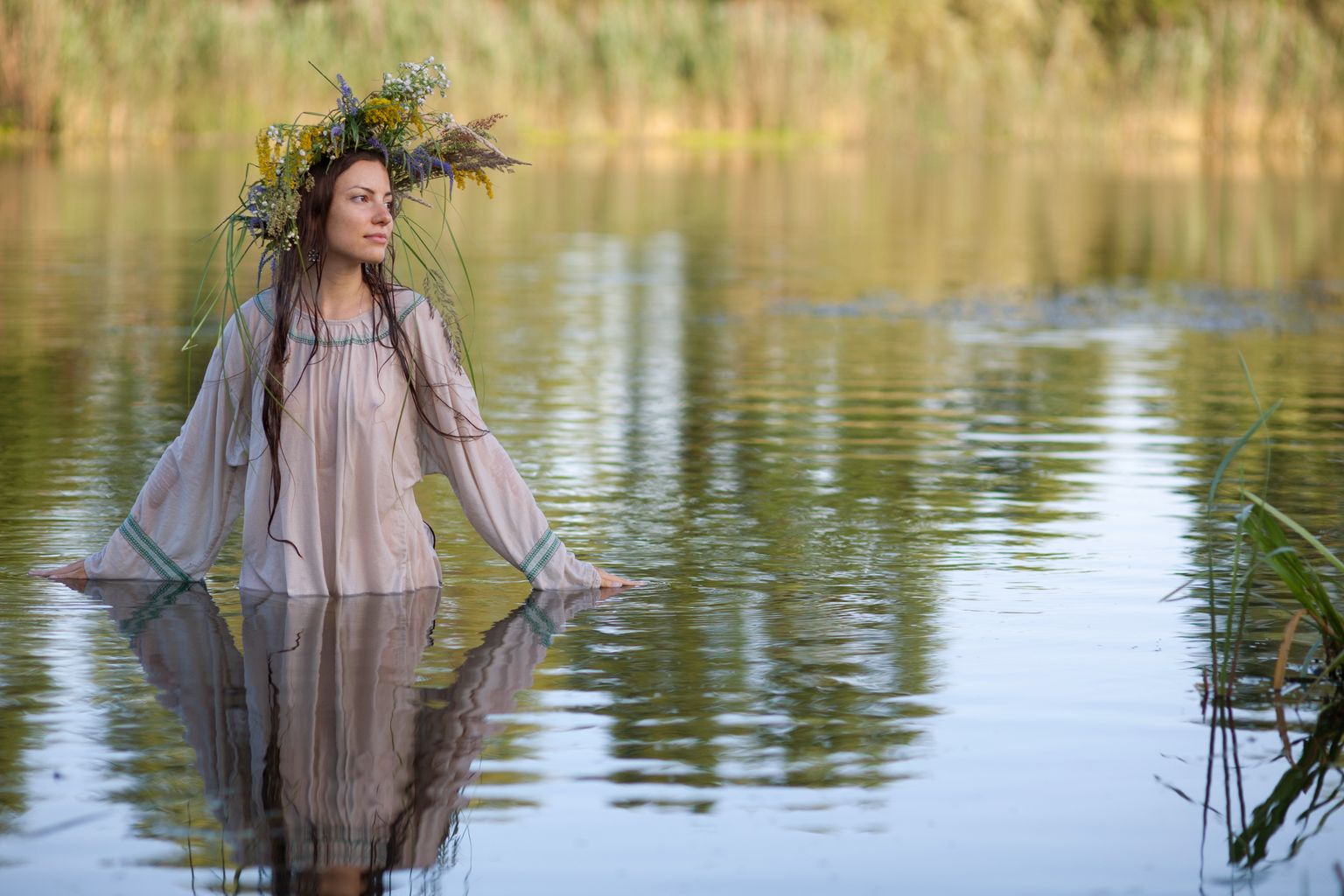 Slavic girls in Napeydo