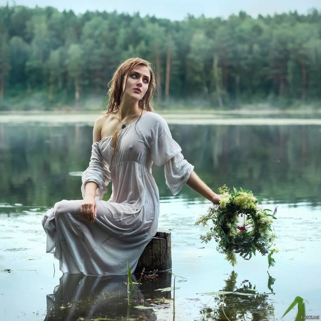 Beautiful girl Slavic women in Napeydo